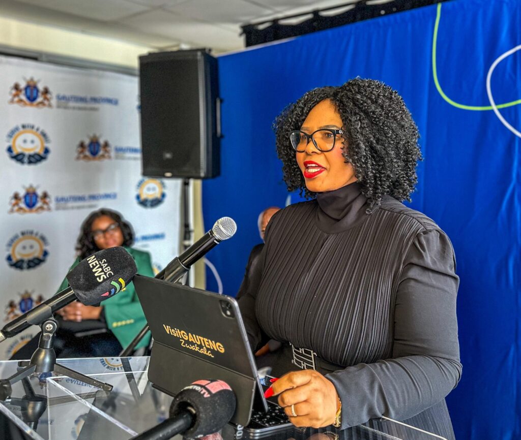 GAUTENG HEALTH ON A MISSION TO DIGITIZE 800 MILLION PAGES OF PATIENT RECORDS ACROSS ITS FACILITIES