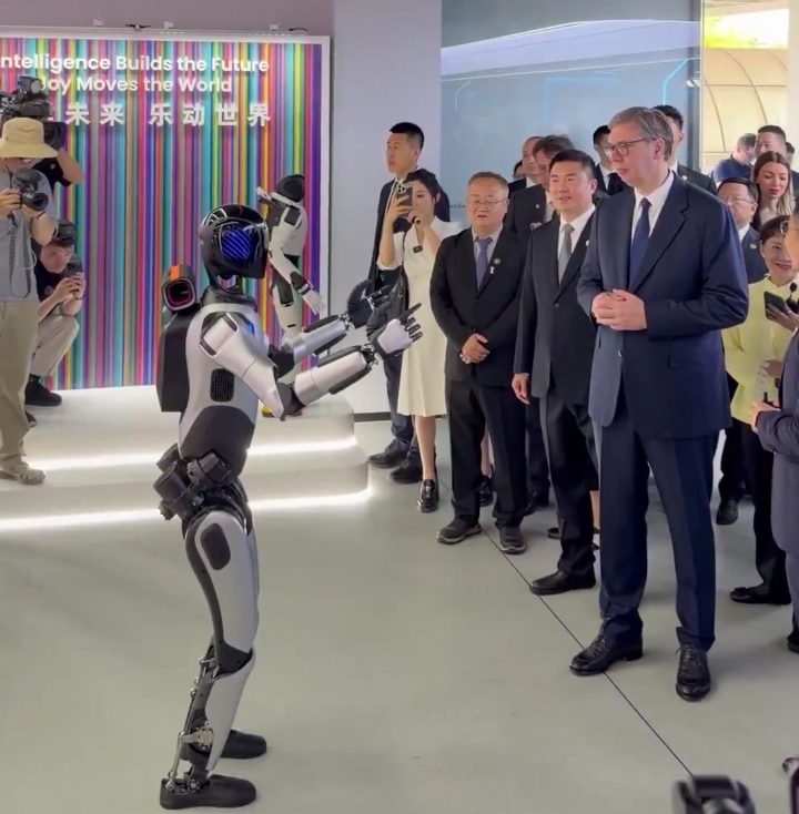 ‘It’s like the 22nd Century’ Serbian President Congratulates China Robotics Advancement