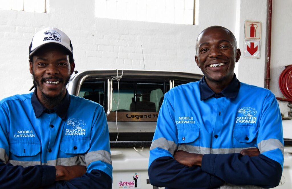 Joburg entrepreneurs rethink the car wash to save water